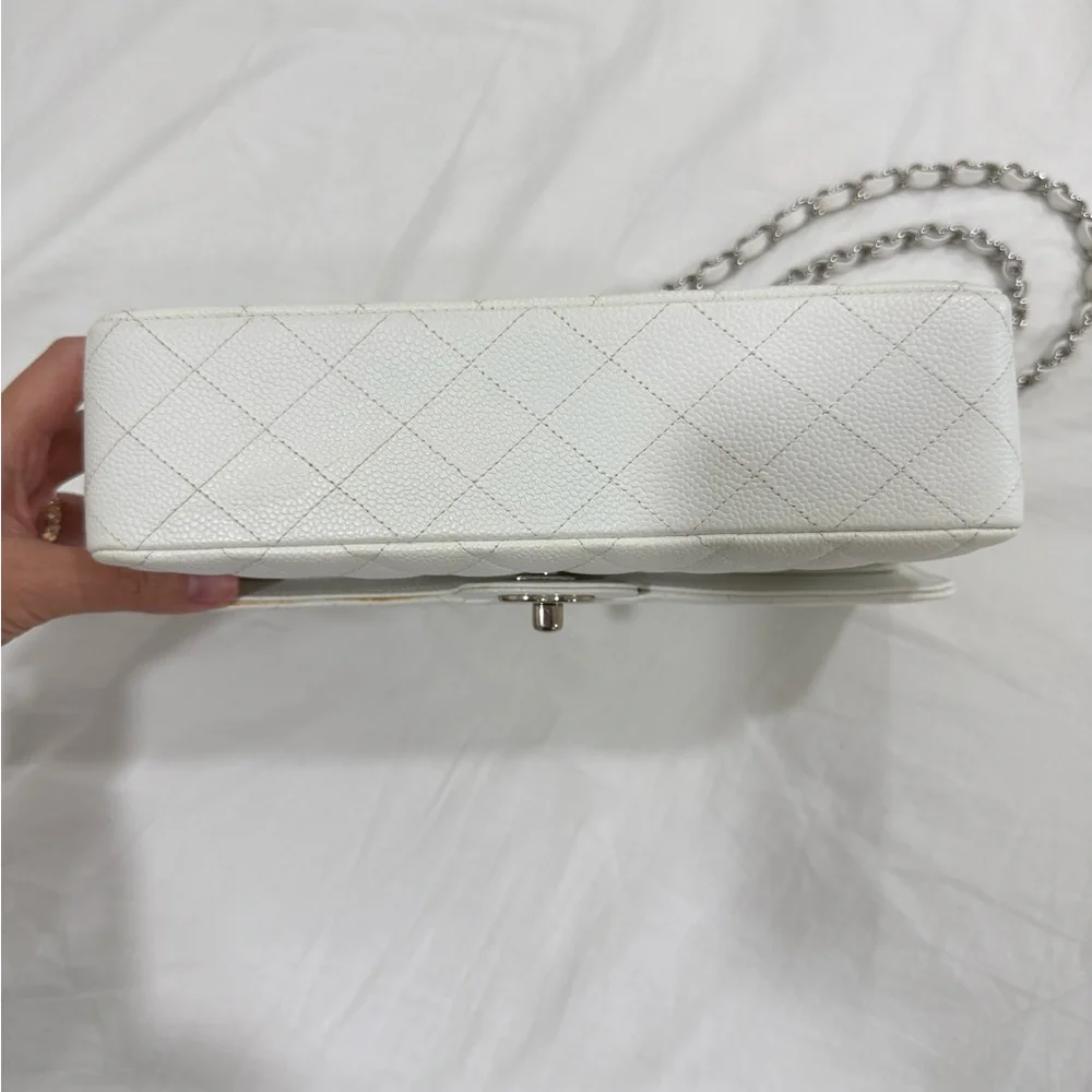 💯 Auth Chanel White Quilted Caviar Medium Classic Double Flap Bag Edge Stitching
